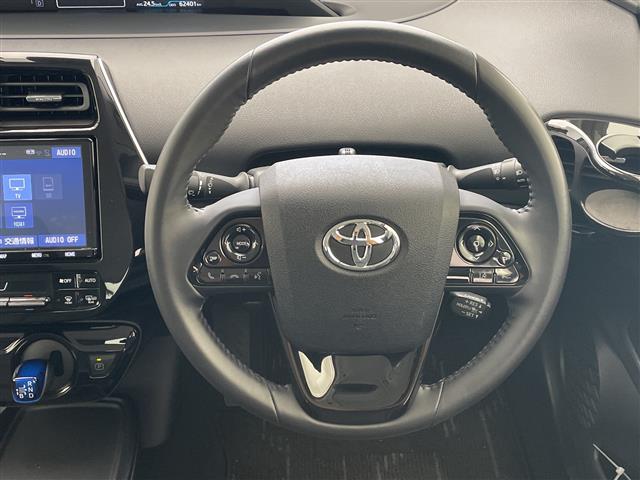 トヨタ プリウス