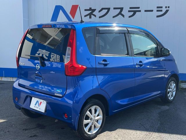 日産 デイズ