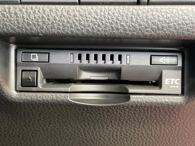 トヨタ ハリアー