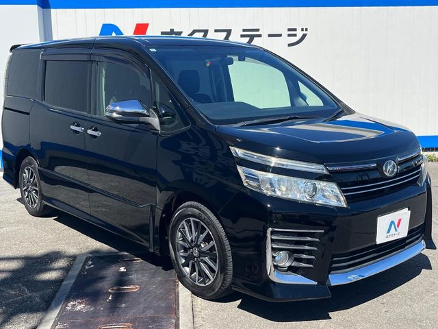 トヨタ ヴォクシー