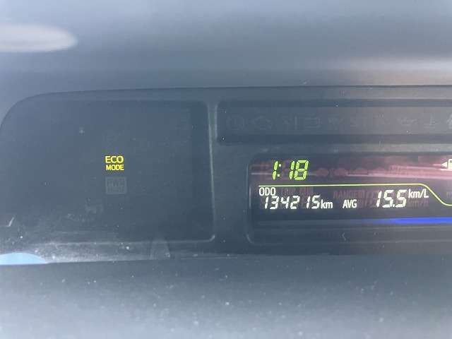 トヨタ プリウスα