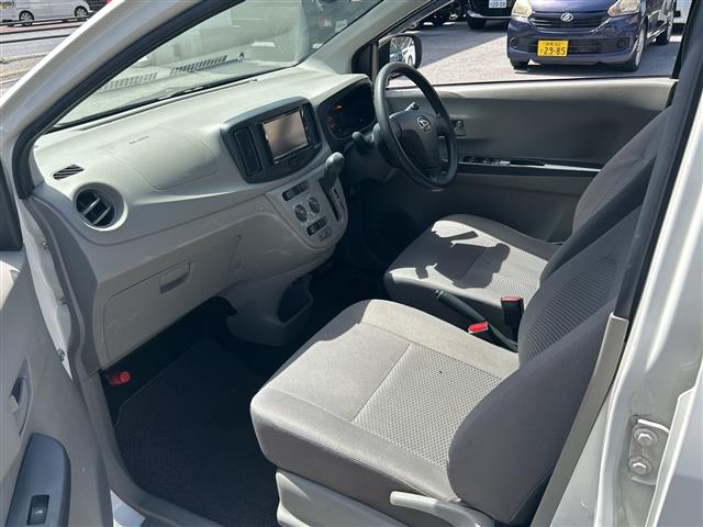 ダイハツ ミライース