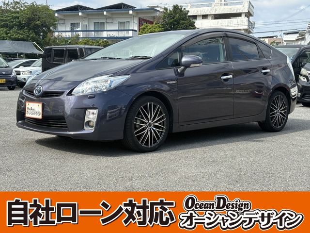 トヨタ プリウス