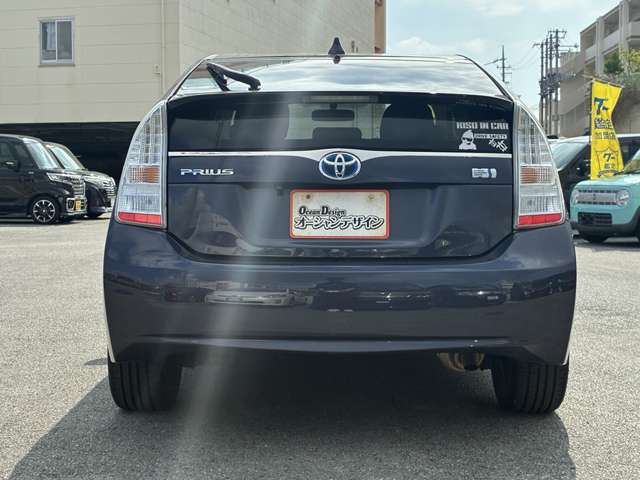 トヨタ プリウス