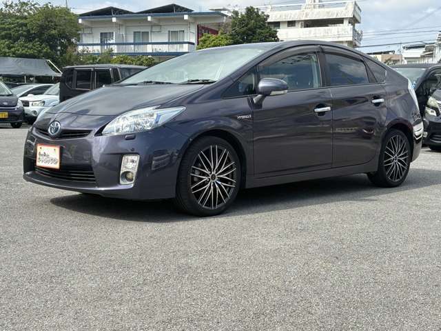 トヨタ プリウス