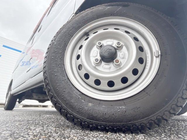 ダイハツ ハイゼットカーゴ