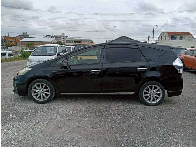 トヨタ プリウスα