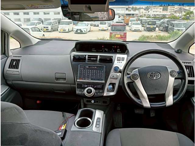 トヨタ プリウスα