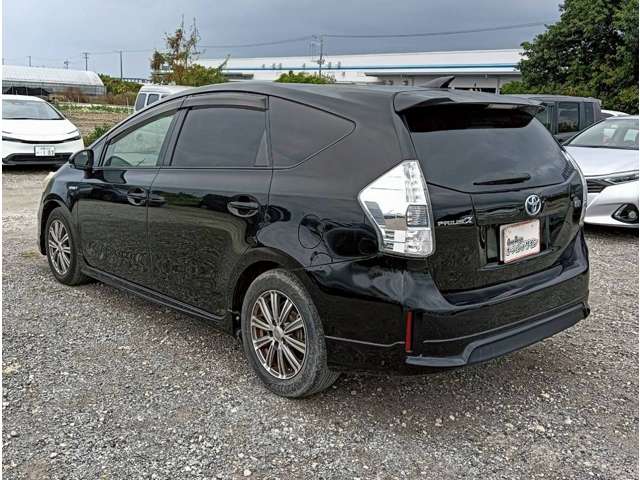 トヨタ プリウスα