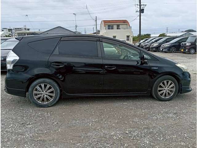 トヨタ プリウスα