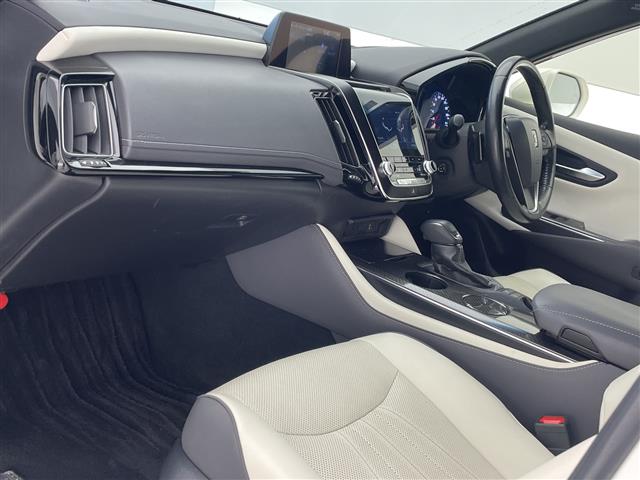 トヨタ クラウン