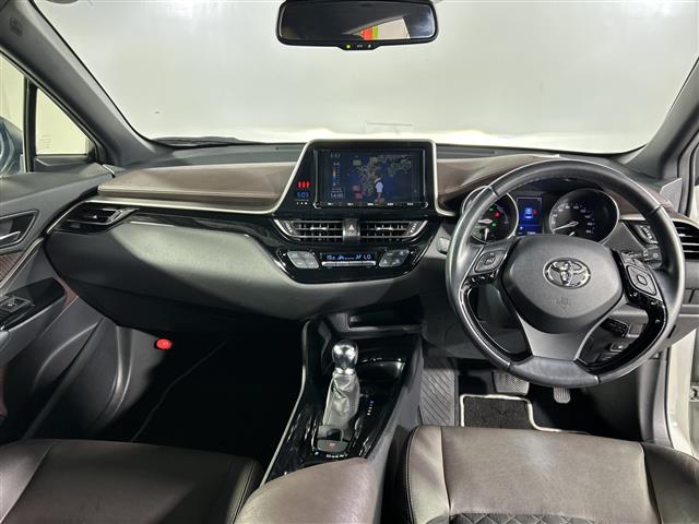 トヨタ C-HR