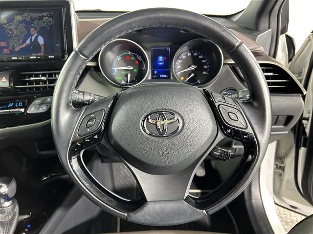 トヨタ C-HR