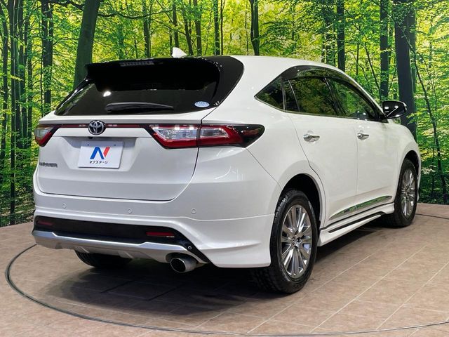 トヨタ ハリアー