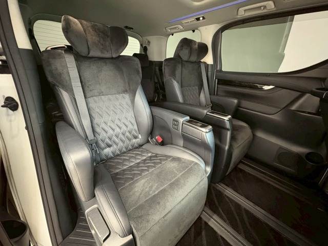 トヨタ ヴェルファイア