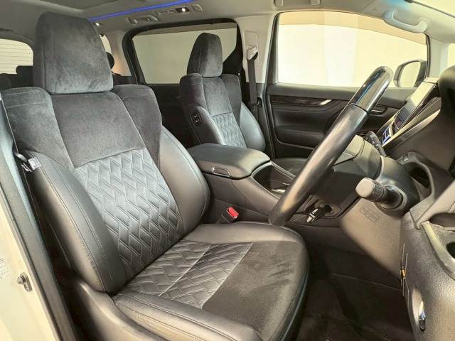 トヨタ ヴェルファイア