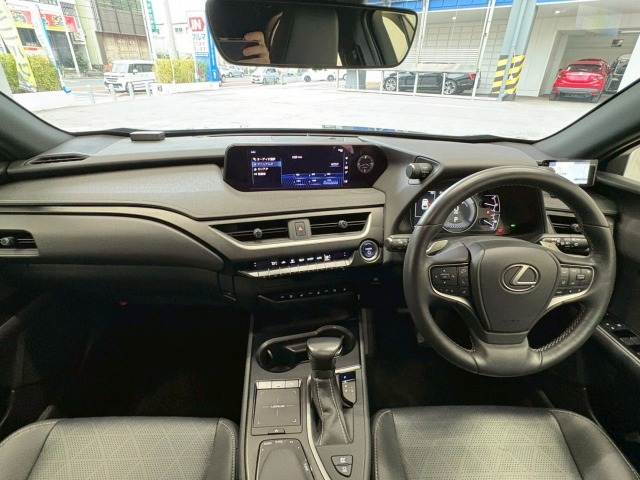レクサス UX