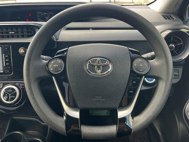 トヨタ アクア