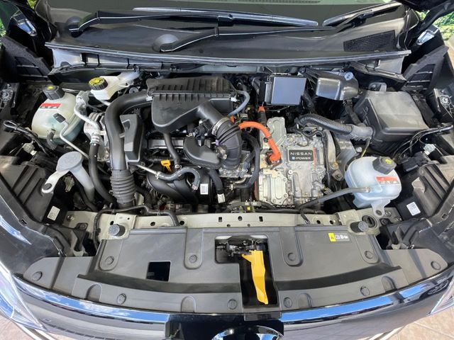 日産 ノートオーラ