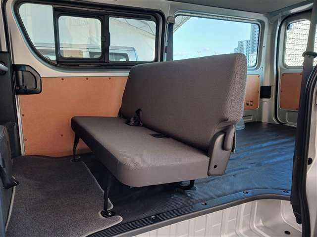 トヨタ ハイエースバン