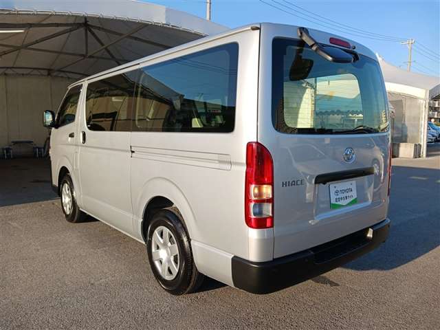 トヨタ ハイエースバン