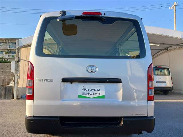 トヨタ ハイエースバン