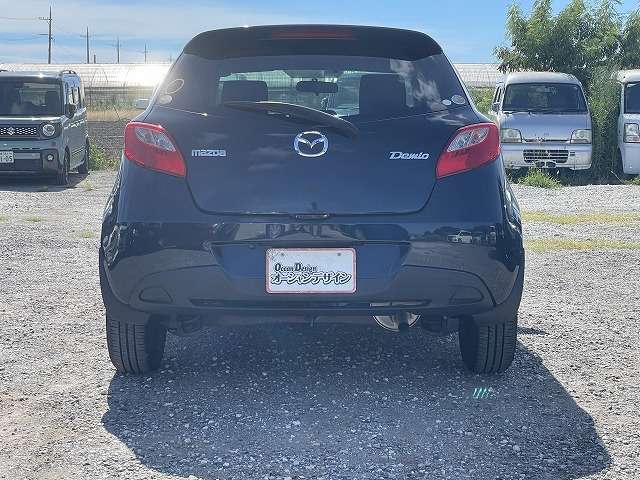 マツダ デミオ