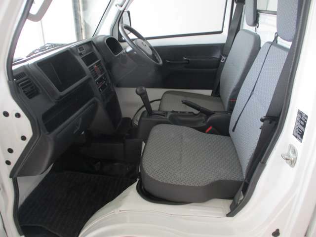 日産 NT100クリッパー