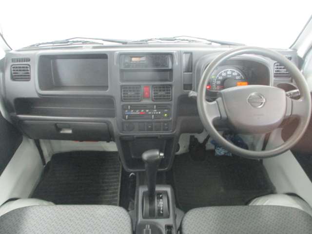 日産 NT100クリッパー