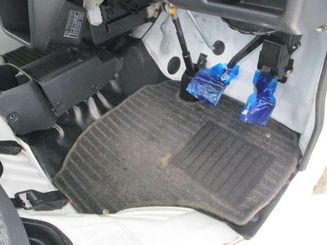 日産 NT100クリッパー