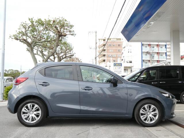 マツダ MAZDA2