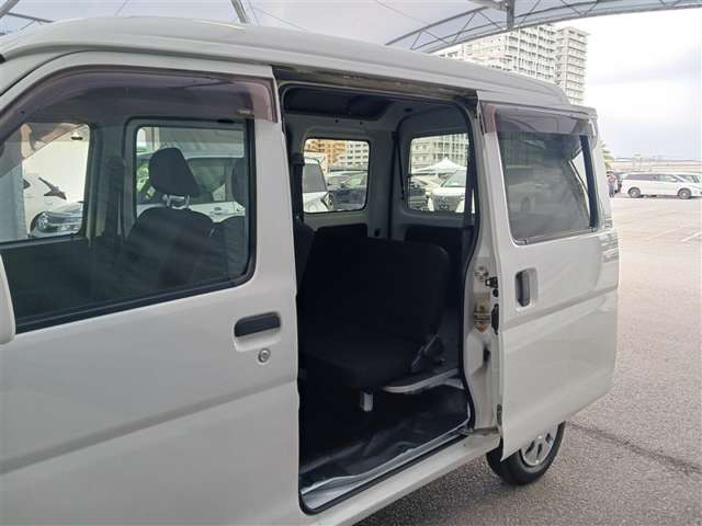 トヨタ ピクシスバン
