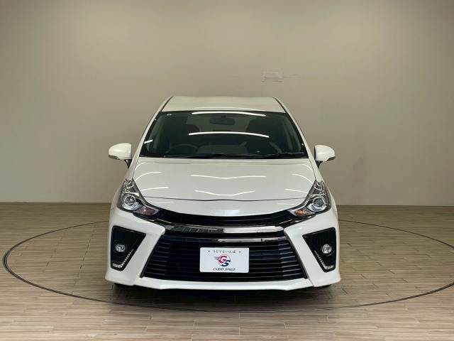 トヨタ プリウスα