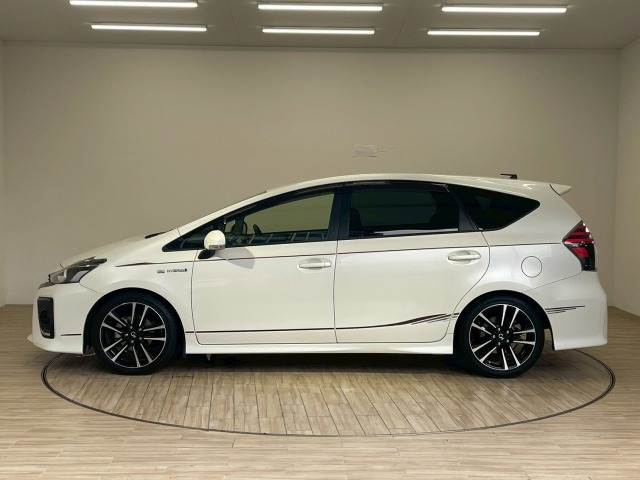 トヨタ プリウスα