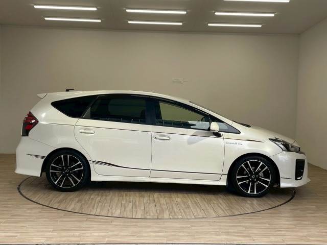 トヨタ プリウスα