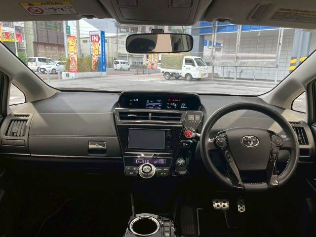 トヨタ プリウスα