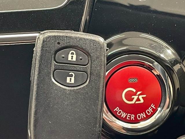 トヨタ プリウスα