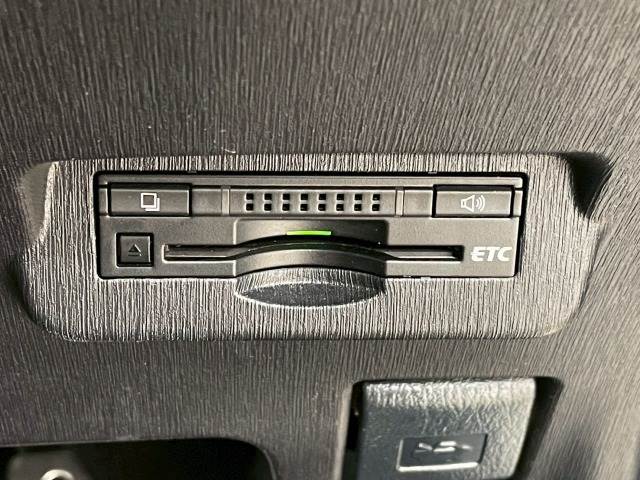 トヨタ プリウスα