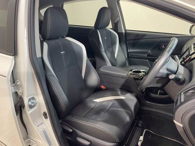 トヨタ プリウスα