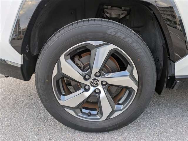 トヨタ RAV4 PHV