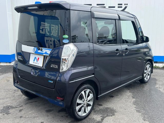 日産 デイズルークス