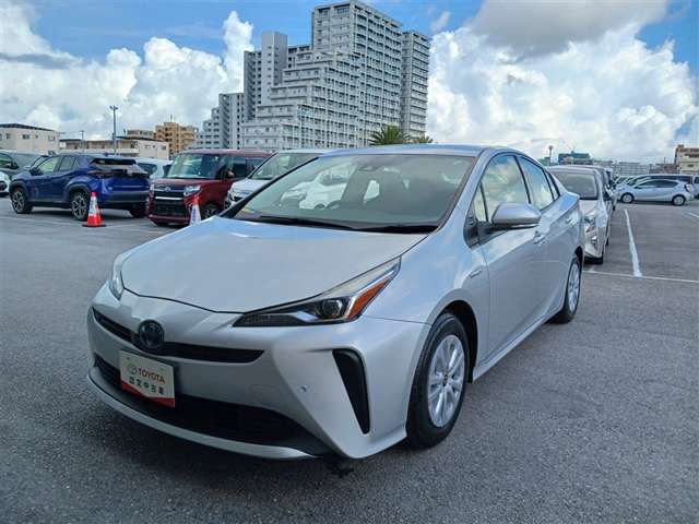 トヨタ プリウス