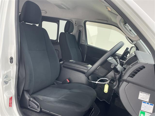 トヨタ ハイエースバン