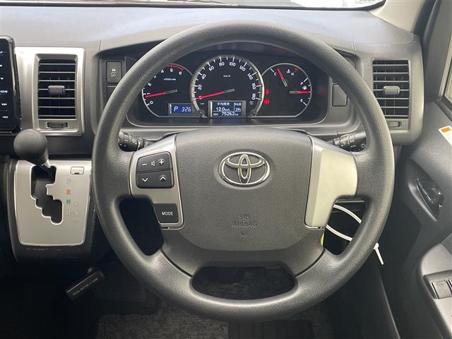 トヨタ ハイエースバン