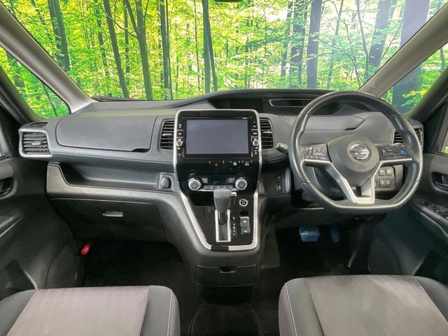 日産 セレナ