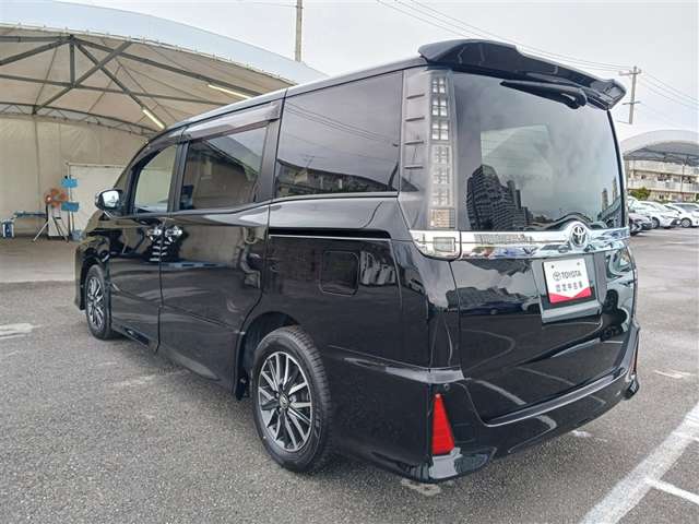 トヨタ ヴォクシー