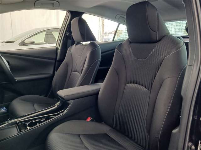 トヨタ プリウスPHV