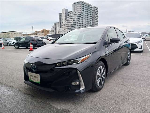 トヨタ プリウスPHV