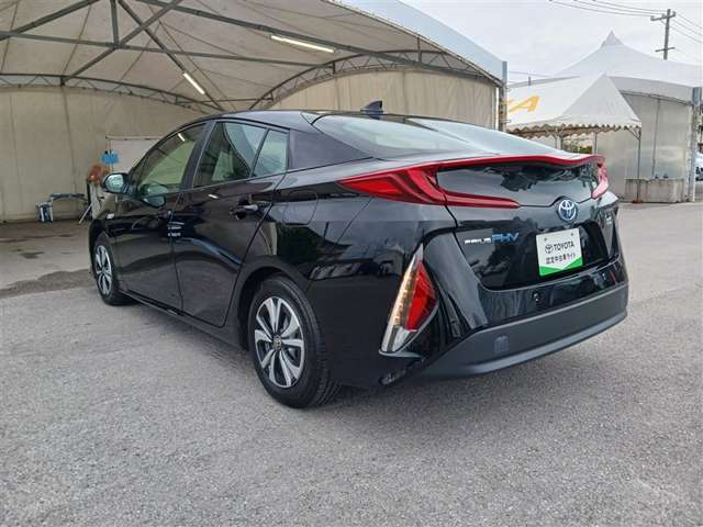 トヨタ プリウスPHV