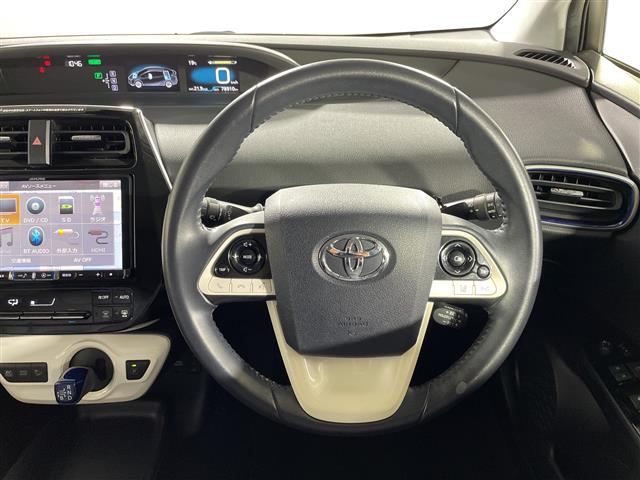 トヨタ プリウス